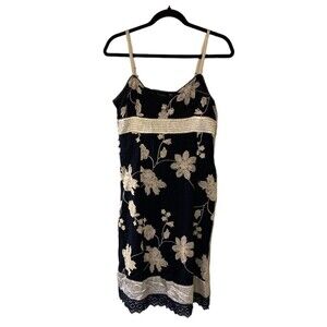 VARGA Women’s L Navy Blue White Floral Embroidered Slip Dress Strappy Boho